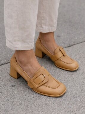 GIORGIO FABIANI Tan Block Heel Loafers Square Buckle Slip-On Comfort Dress Shoes